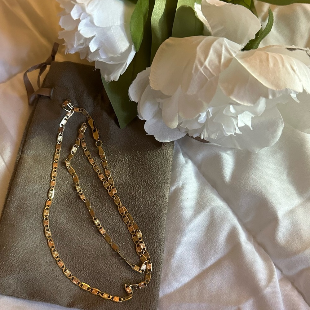 10k gold necklaces